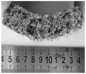 Polyurethane and foamed cement microscopically-composite heat insulating material and preparation method therefor