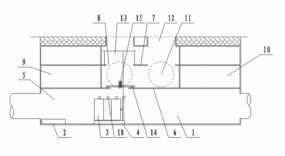 Method for disassembling, lifting and transferring closed type station shield to transferring line to be hoisted out
