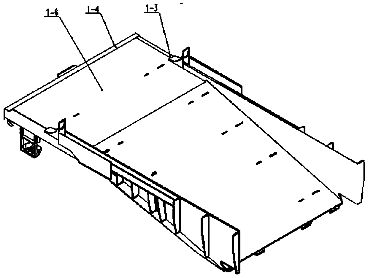 Railway piggyback transport vehicle and chassis thereof