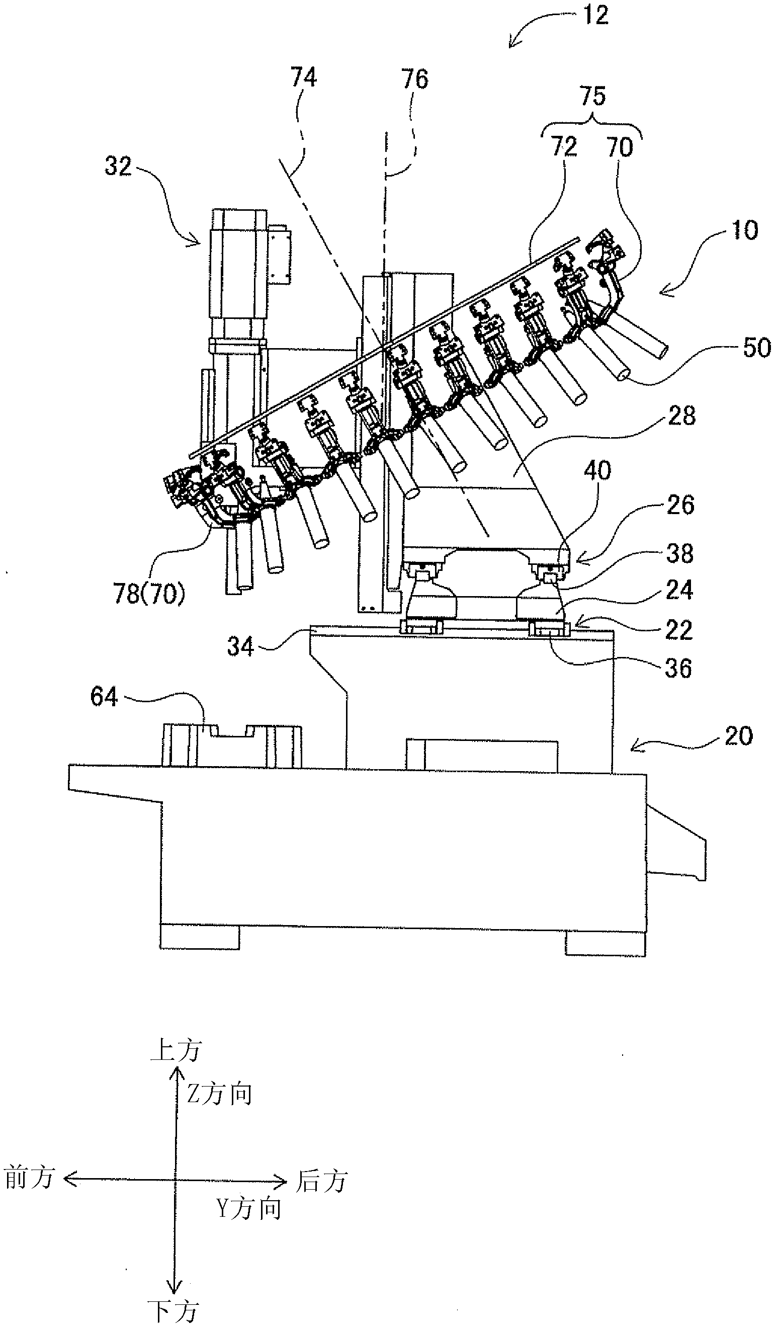 Tool changing device and working machine including tool changing device