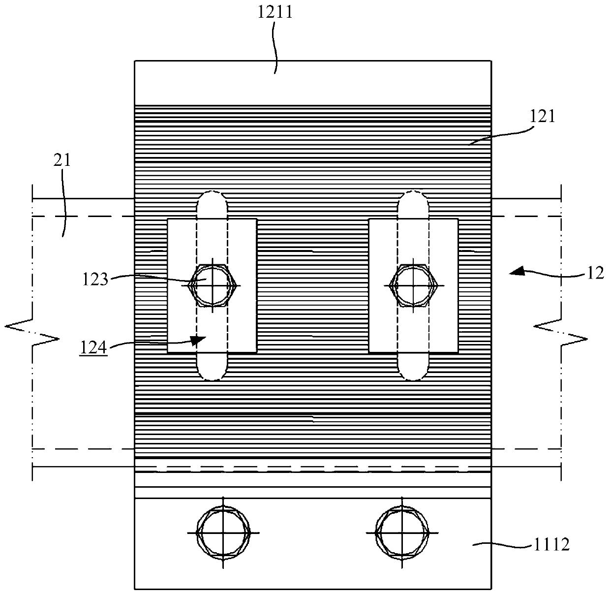 Curved-surface curtain wall connecting structure and construction method thereof