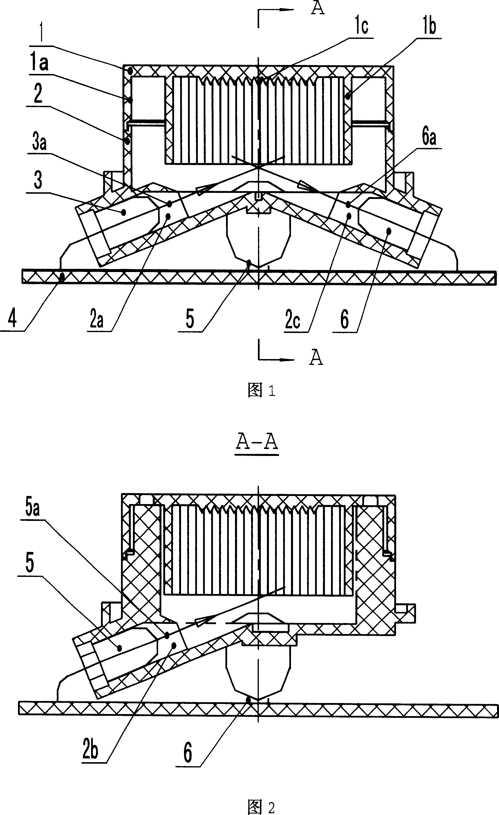 Vertical two-way dispersion smoke sensing detector labyrinth