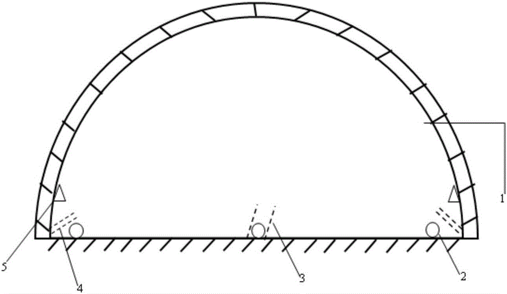 Highway tunnel green lighting method effectively utilizing light energy