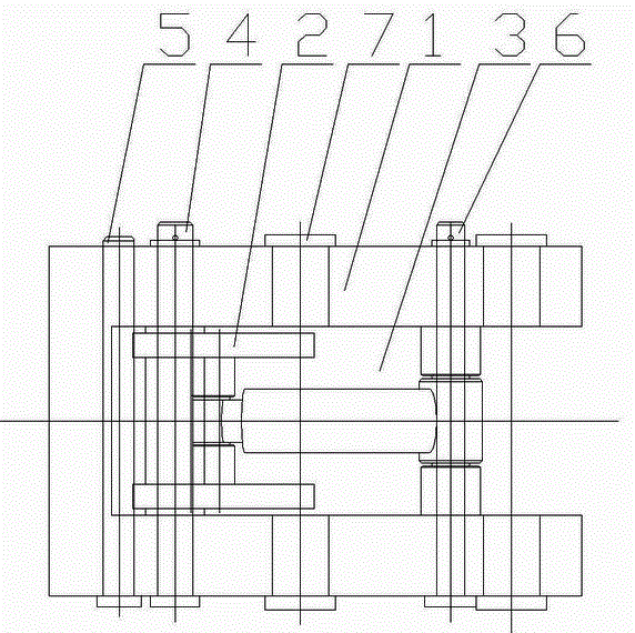 Bucket and hammer quickly-replacing device