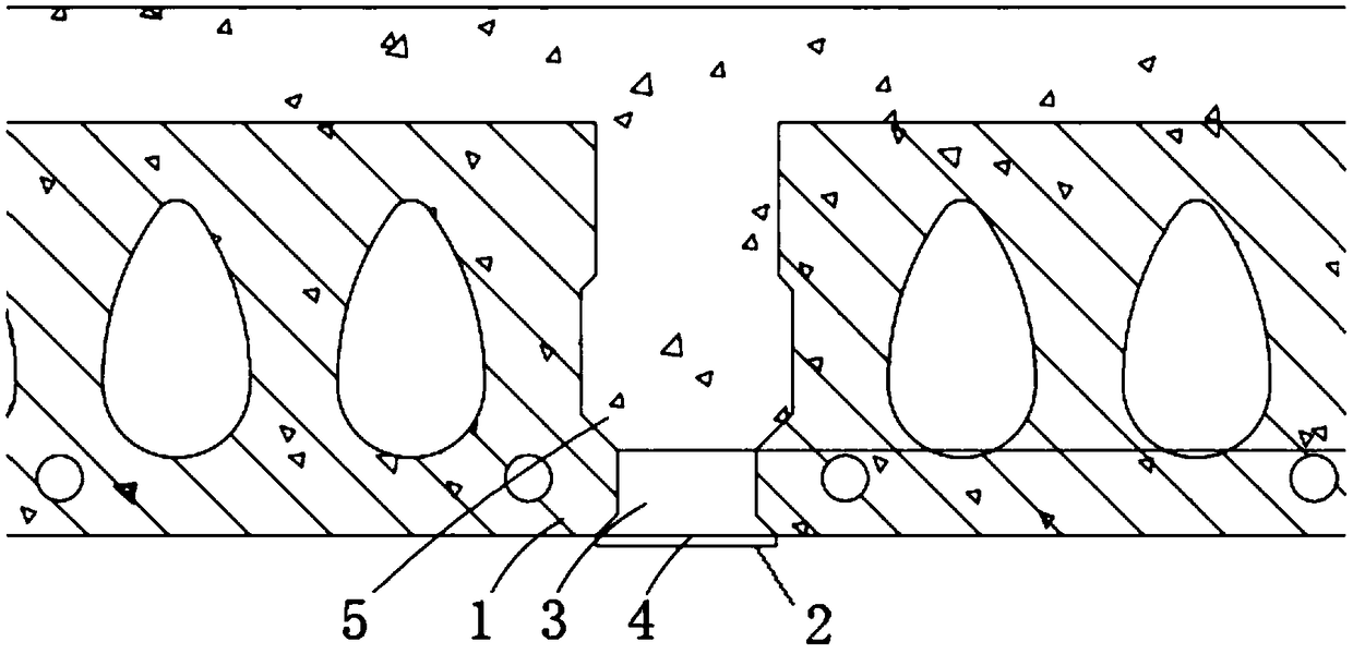 Floor split joint ventilating pipe structure and ventilating structure