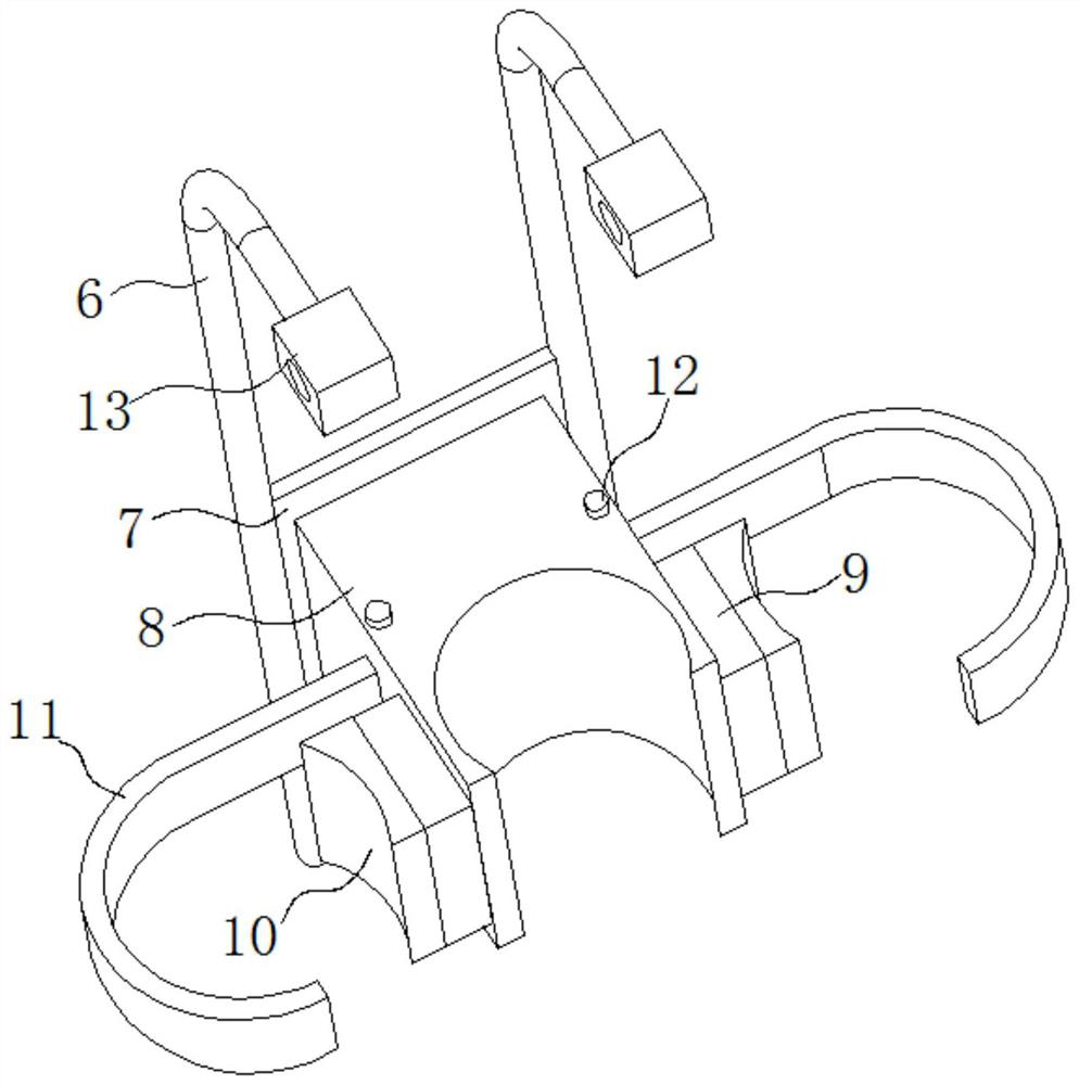 Pleural effusion suction device for cardiovascular surgery