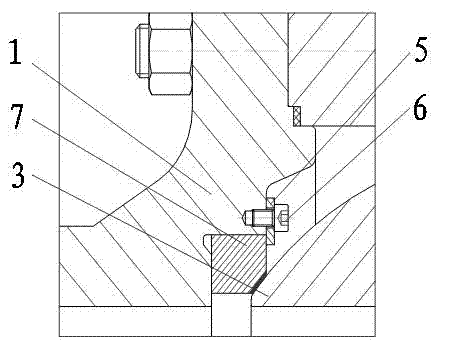 Valve seat and valve body all-metal sealing structure