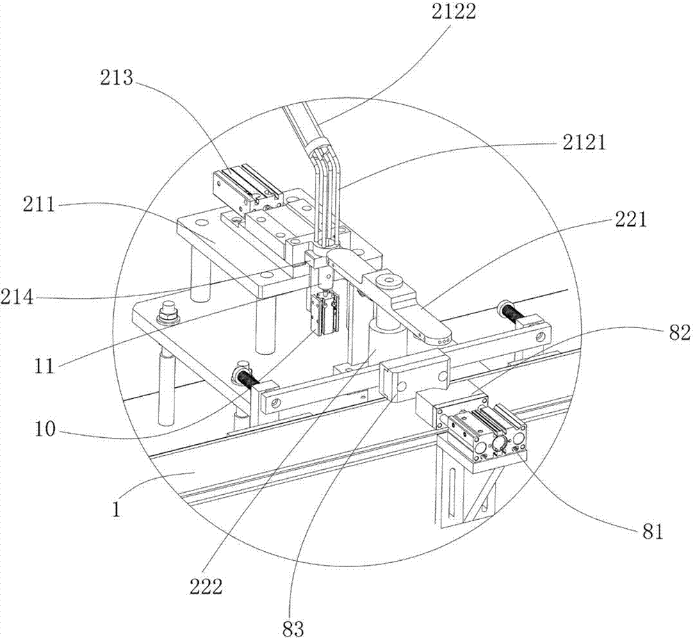 Sealing and cap screwing production line for glass bottles with metal caps