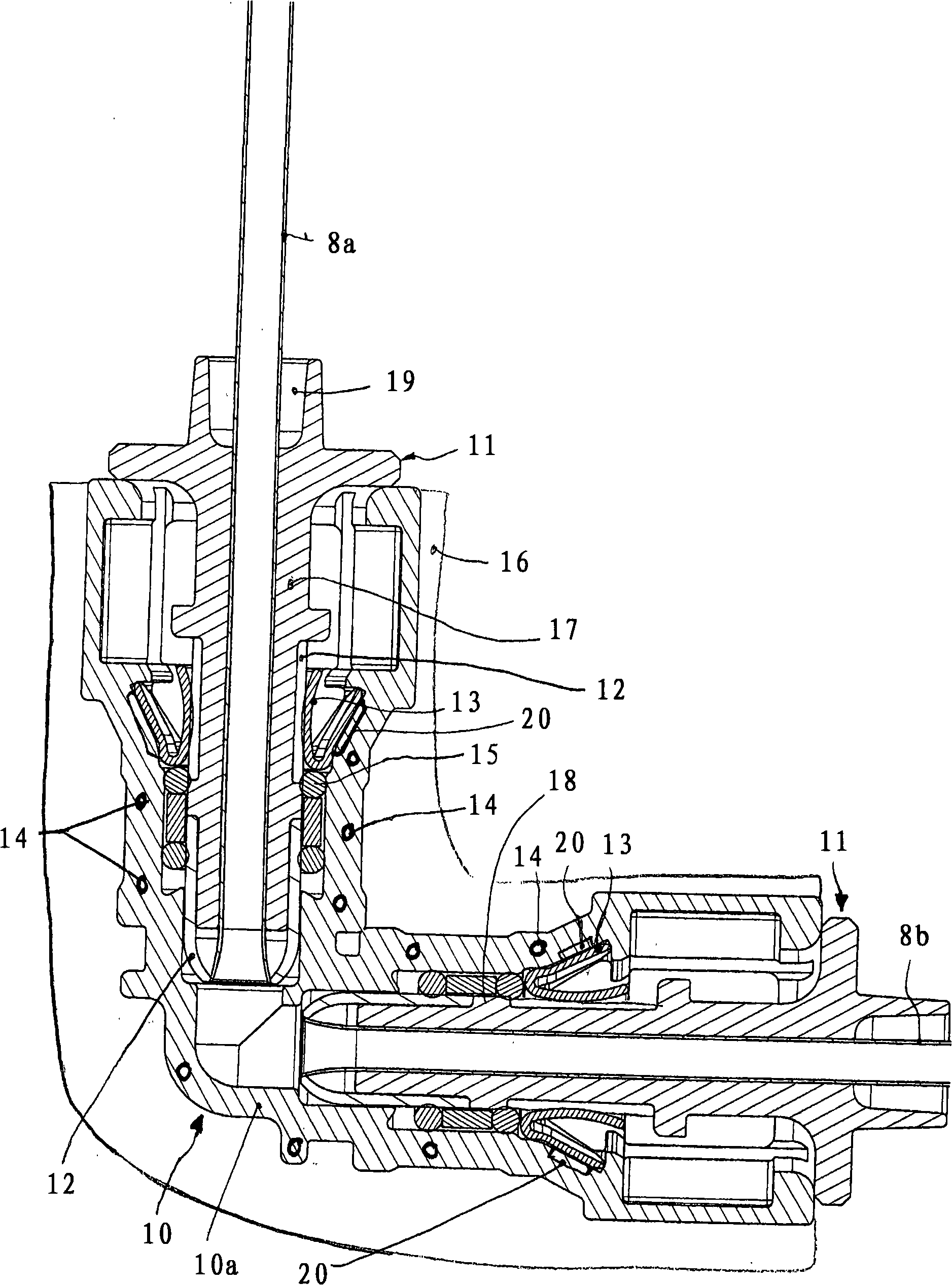 Reducing reagent supply system of internal-combustion engines and connecting component for connecting heating liquid conduit pipe thereof