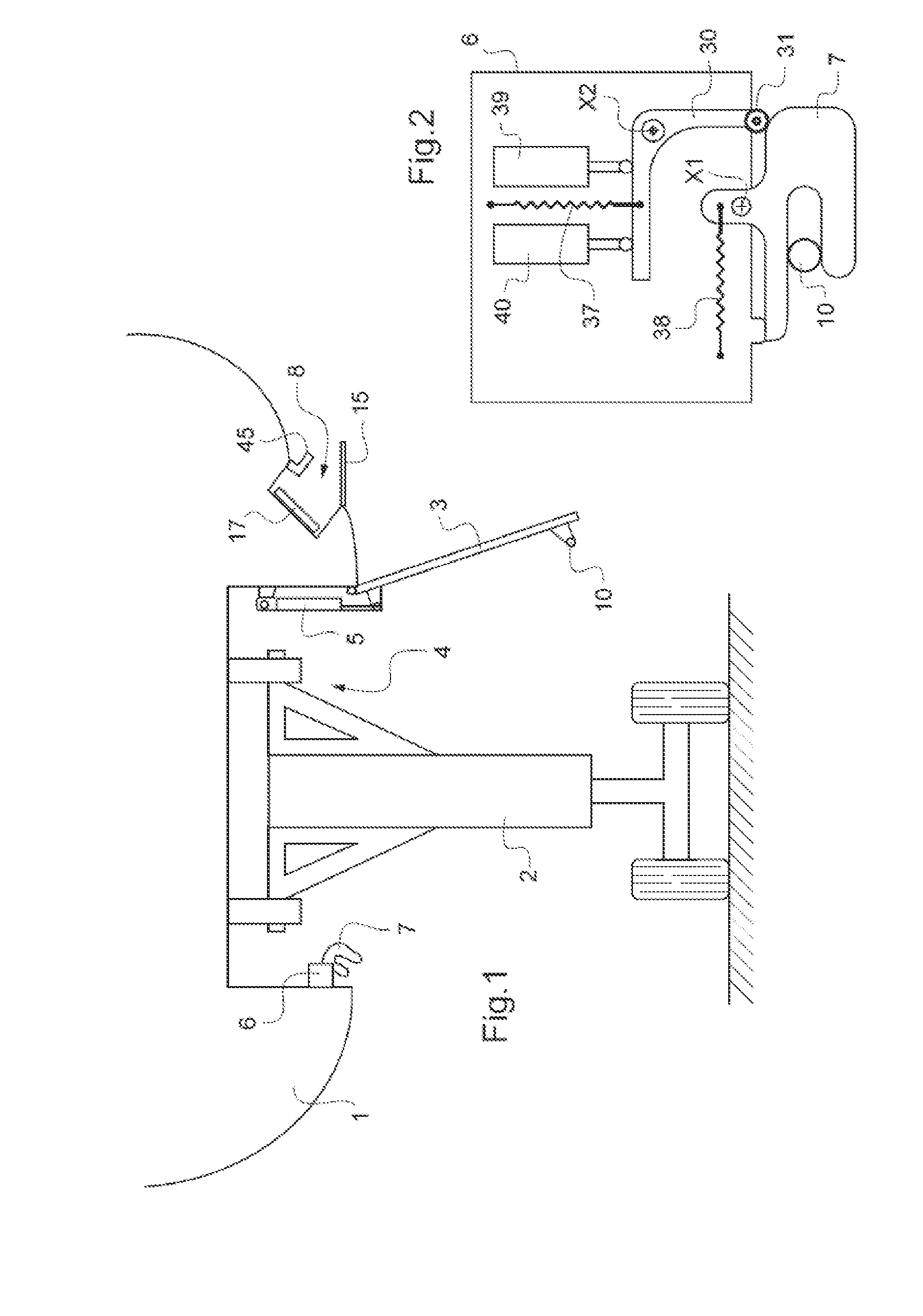 Device for manoeuvring, on the ground, a door of an aircraft landing gear