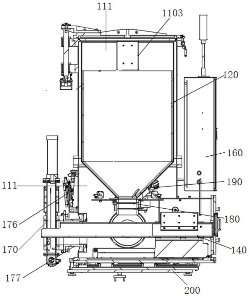 Feeding device for single crystal furnace