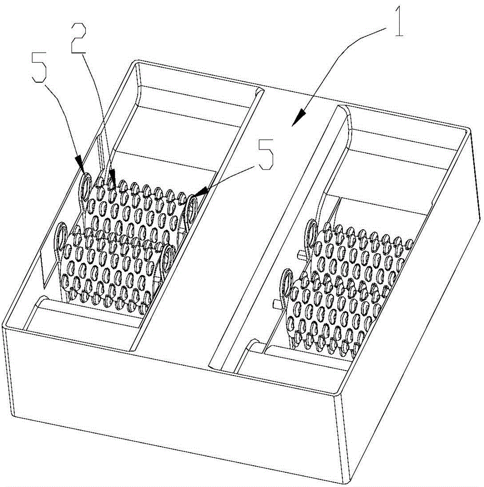 Foot bath apparatus with conveniently detached massaging foot wheels