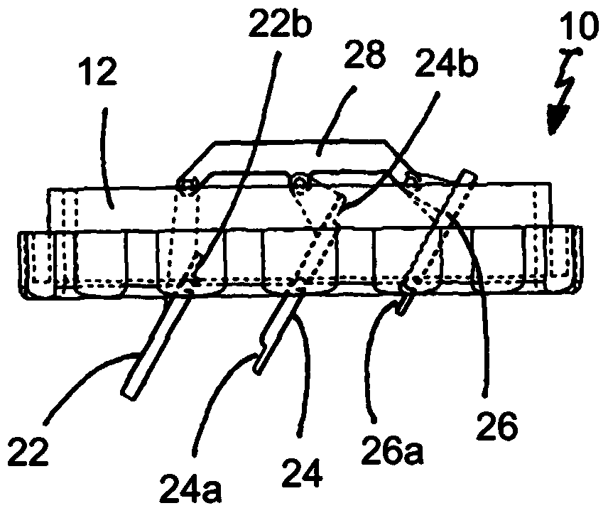 Floor pan for connecting a roof-mounted cooling device to the roof of a switch cabinet