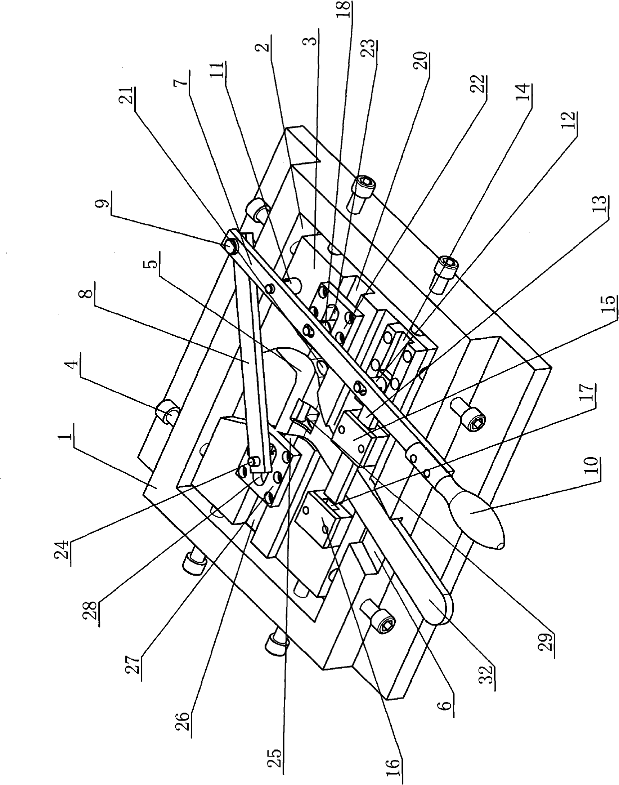 Square hole pulling clamp of adjustable spanner