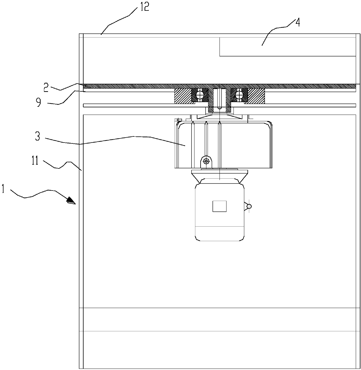 Automatic feeding device for discontinuous blanks