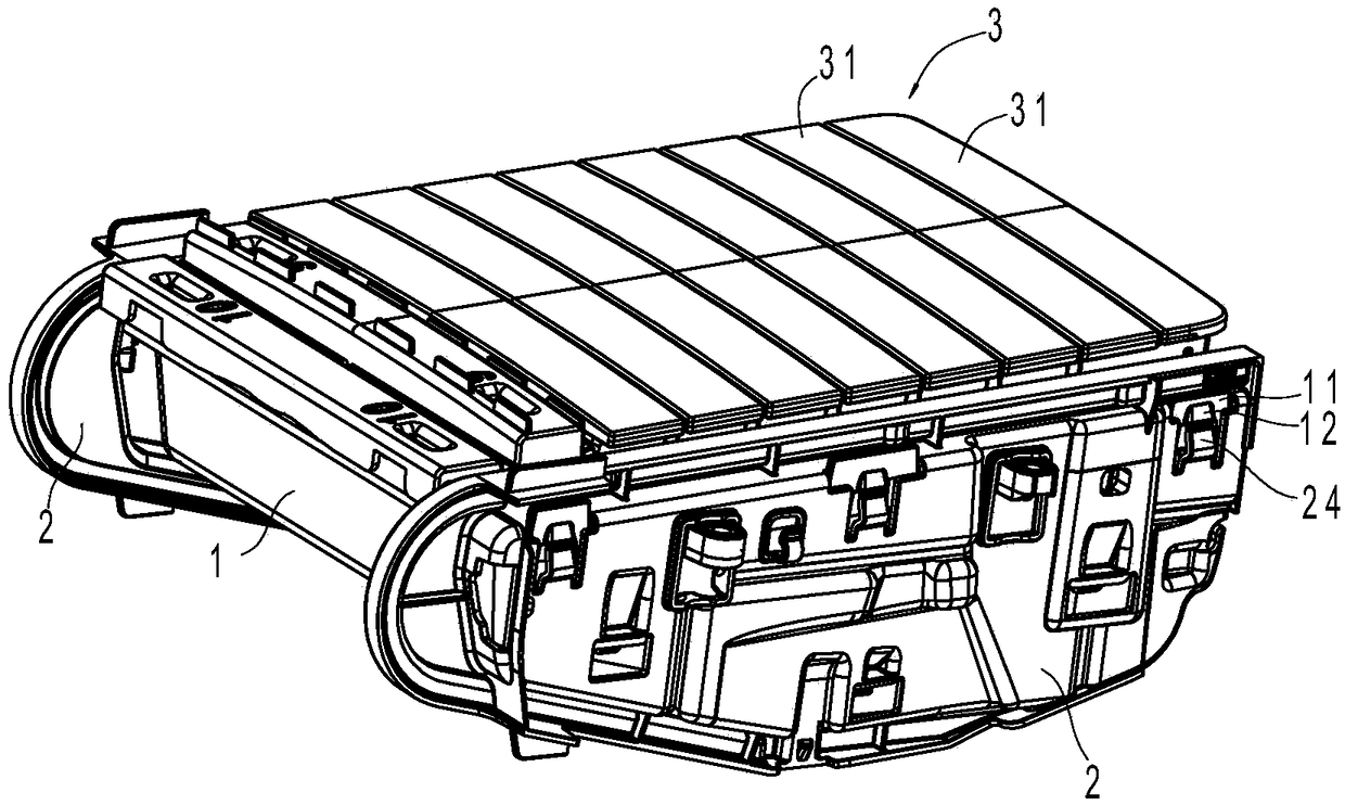 Roller shutter type storage box for vehicle