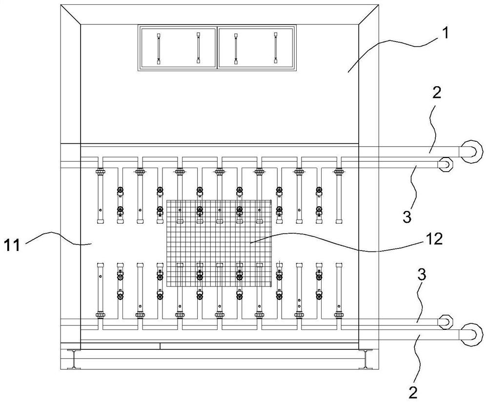 Spraying device and working method thereof