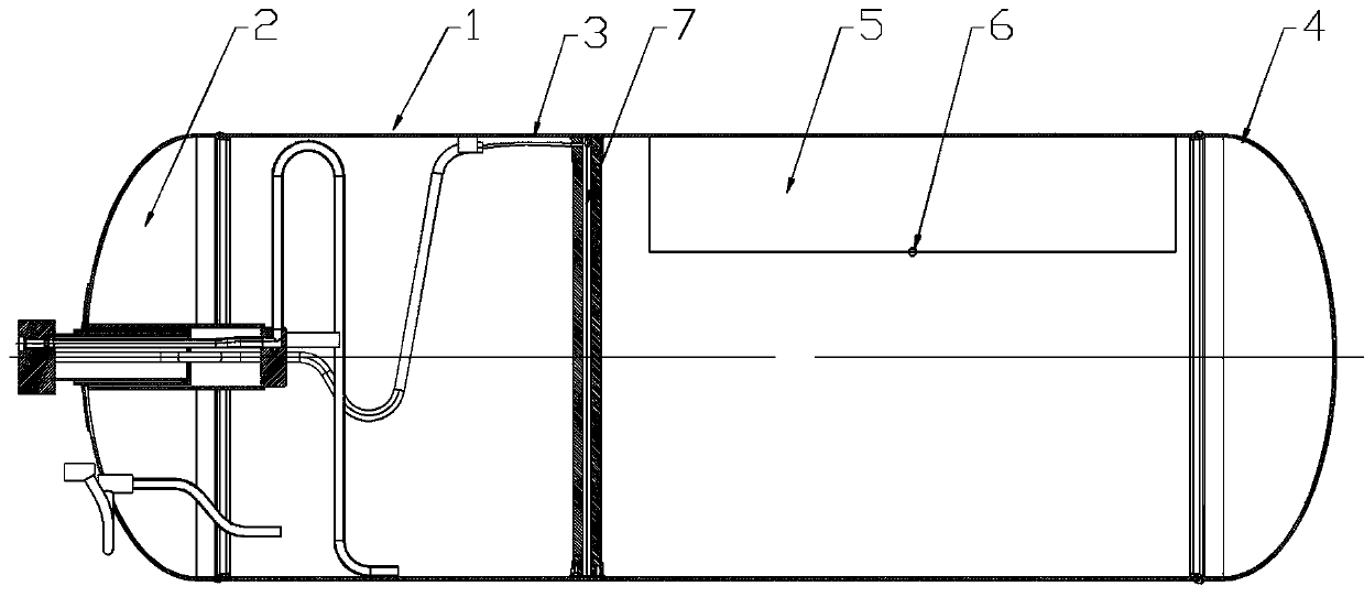 Excessive-filling preventing horizontal heat-insulating gas bottle