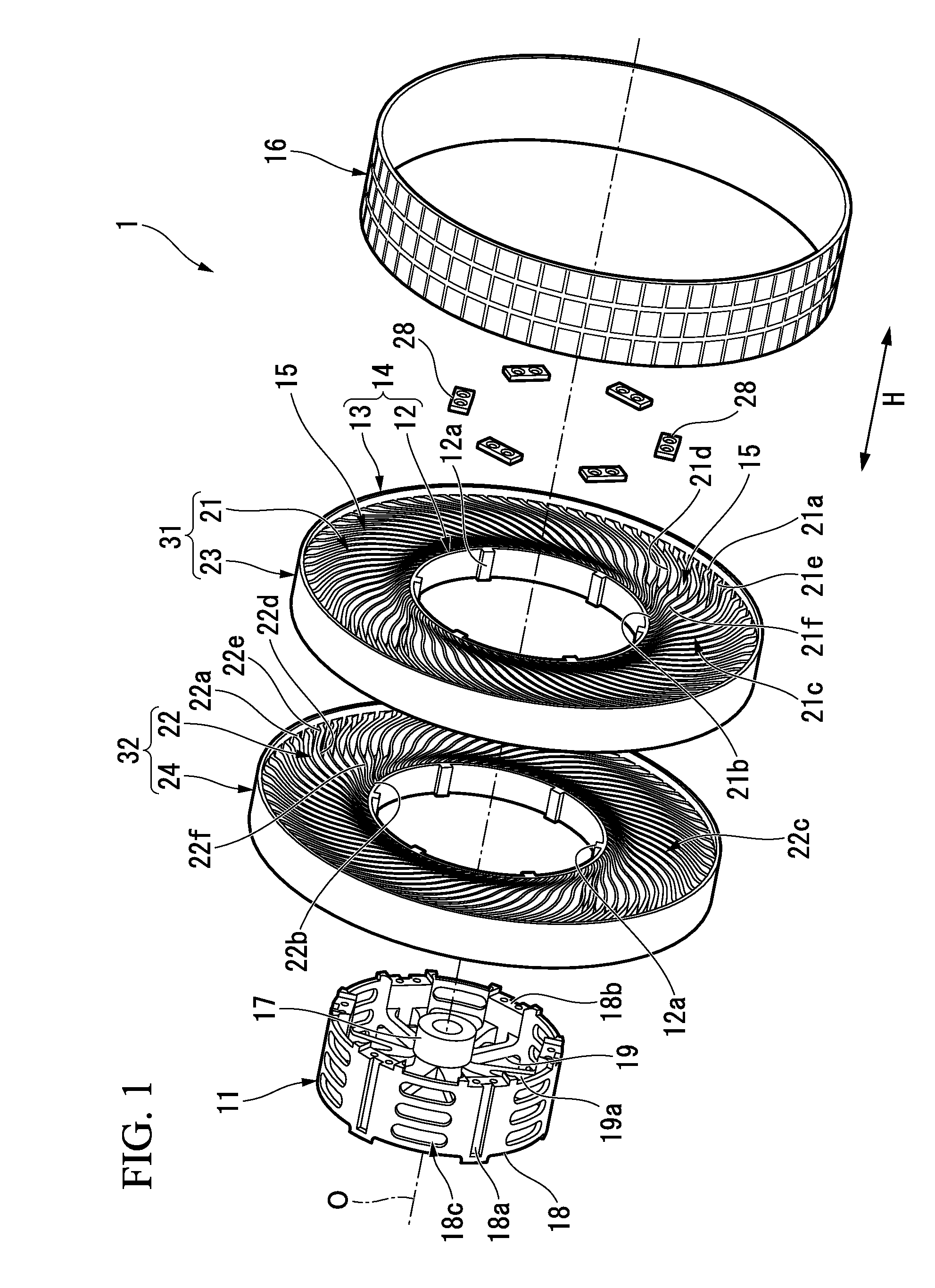 Sensing amplifier utilizing bit line clamping devices and sensing method thereof