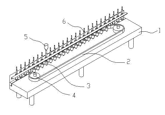 Self-rotating type bottle body spraying device