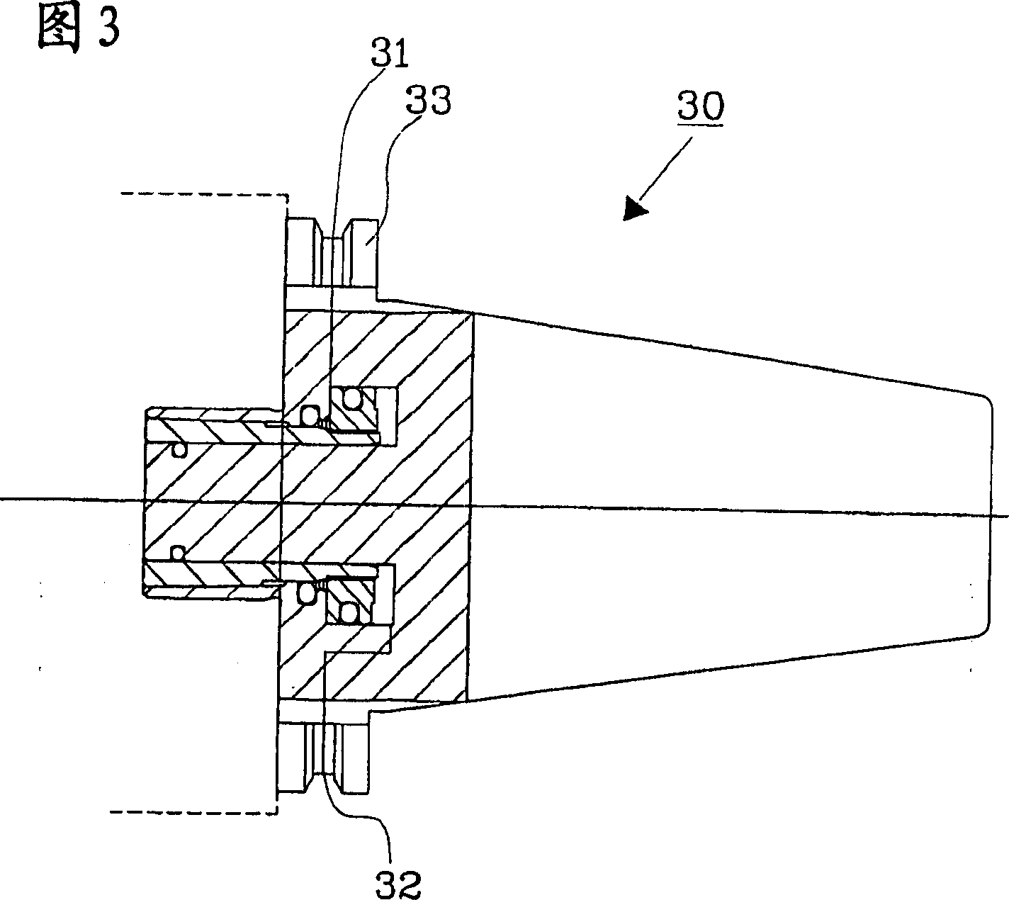 Hydromechanical clamping device with hydraulically operated expanding means