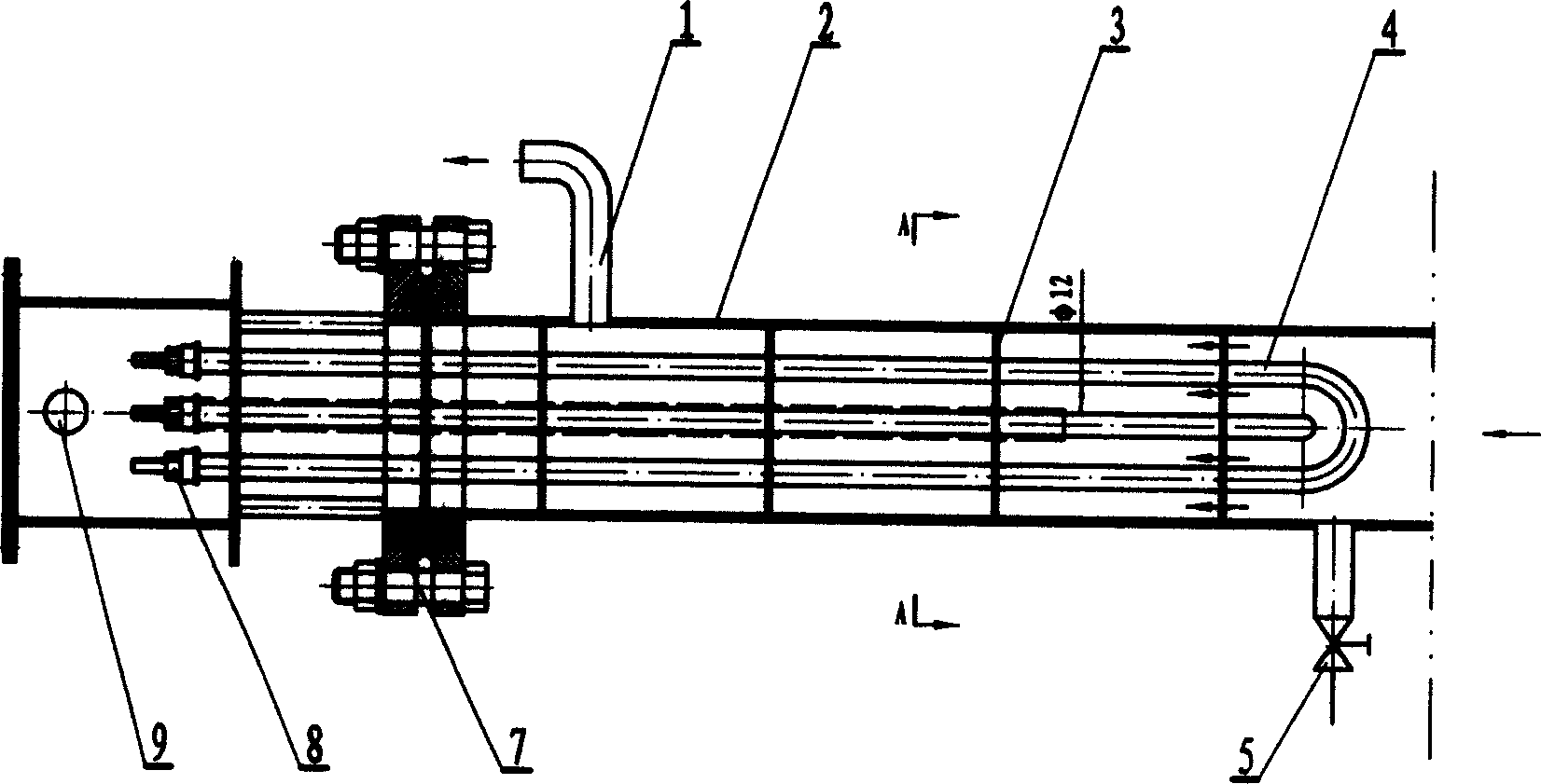 Vacuum pipeline blocking-preventing device for vacuum washing furnace