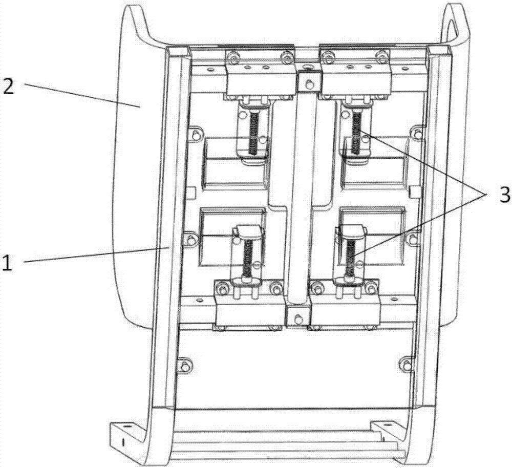 Flank width adjustment device of child safety seat