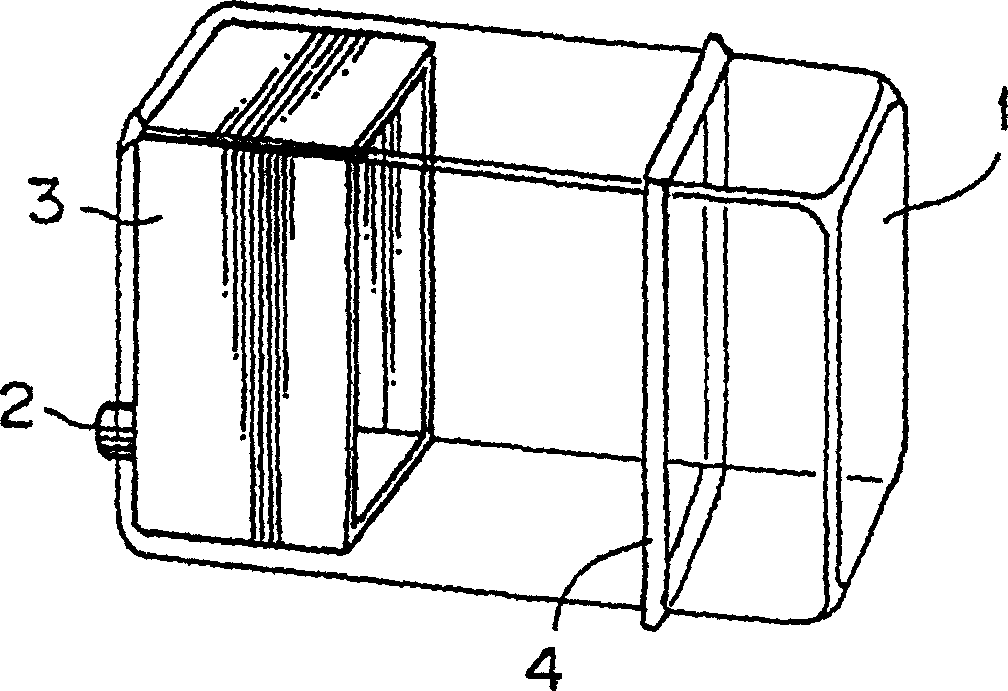 Liquid container