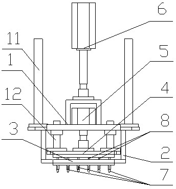 Method and device for automatically grabbing detonators