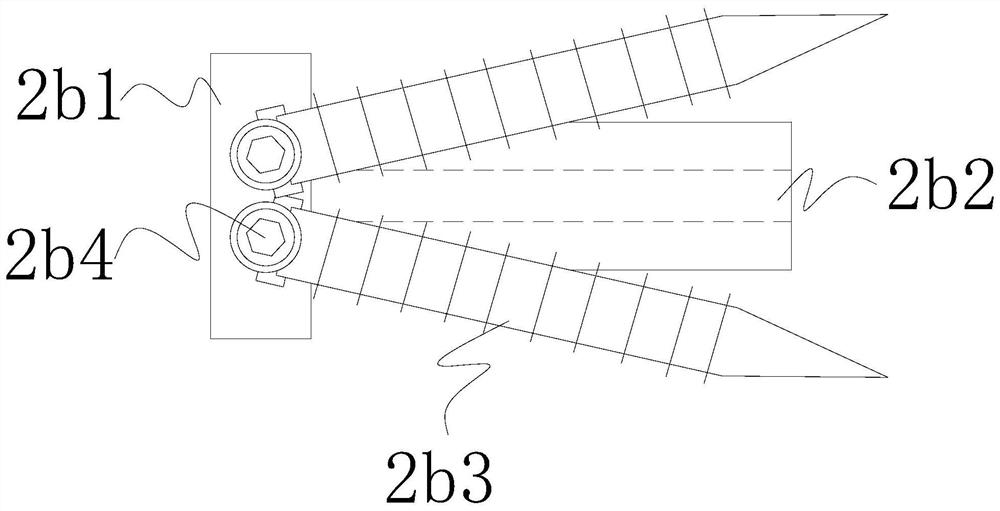 Rubber crushing recycling machine