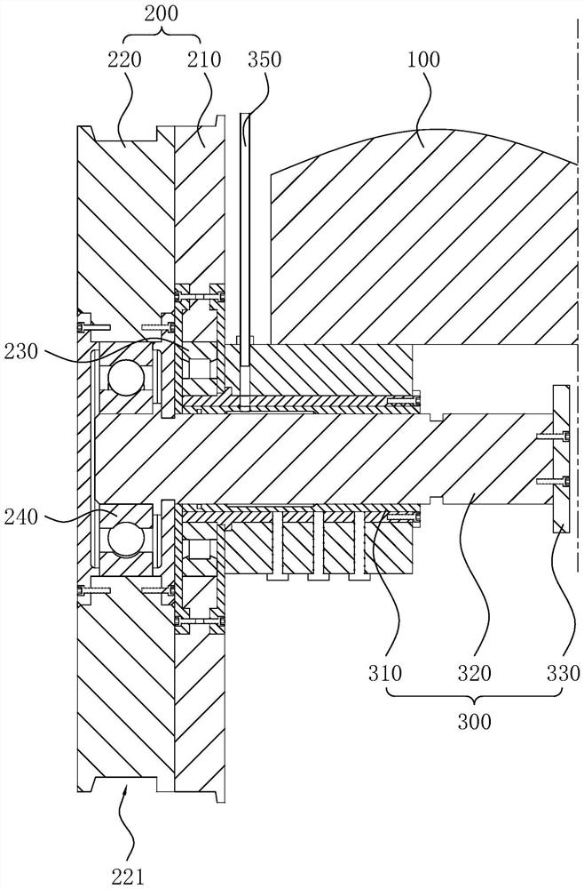 Tractor, track transfer device and track transfer method of the tractor