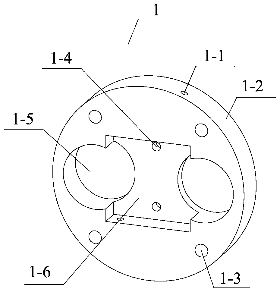 Multi-cavity bidirectional piezoelectric pump excited by piezoelectric transducer and pumping method thereof