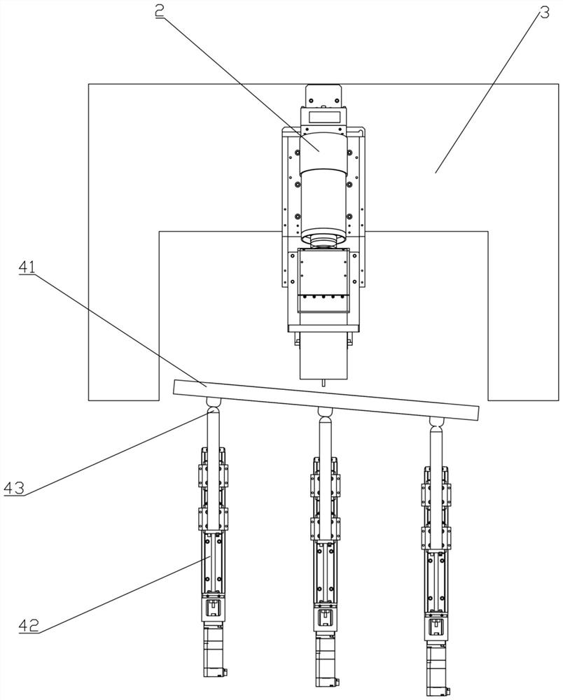 Automatic focusing device for linear scanning automatic optical detection system