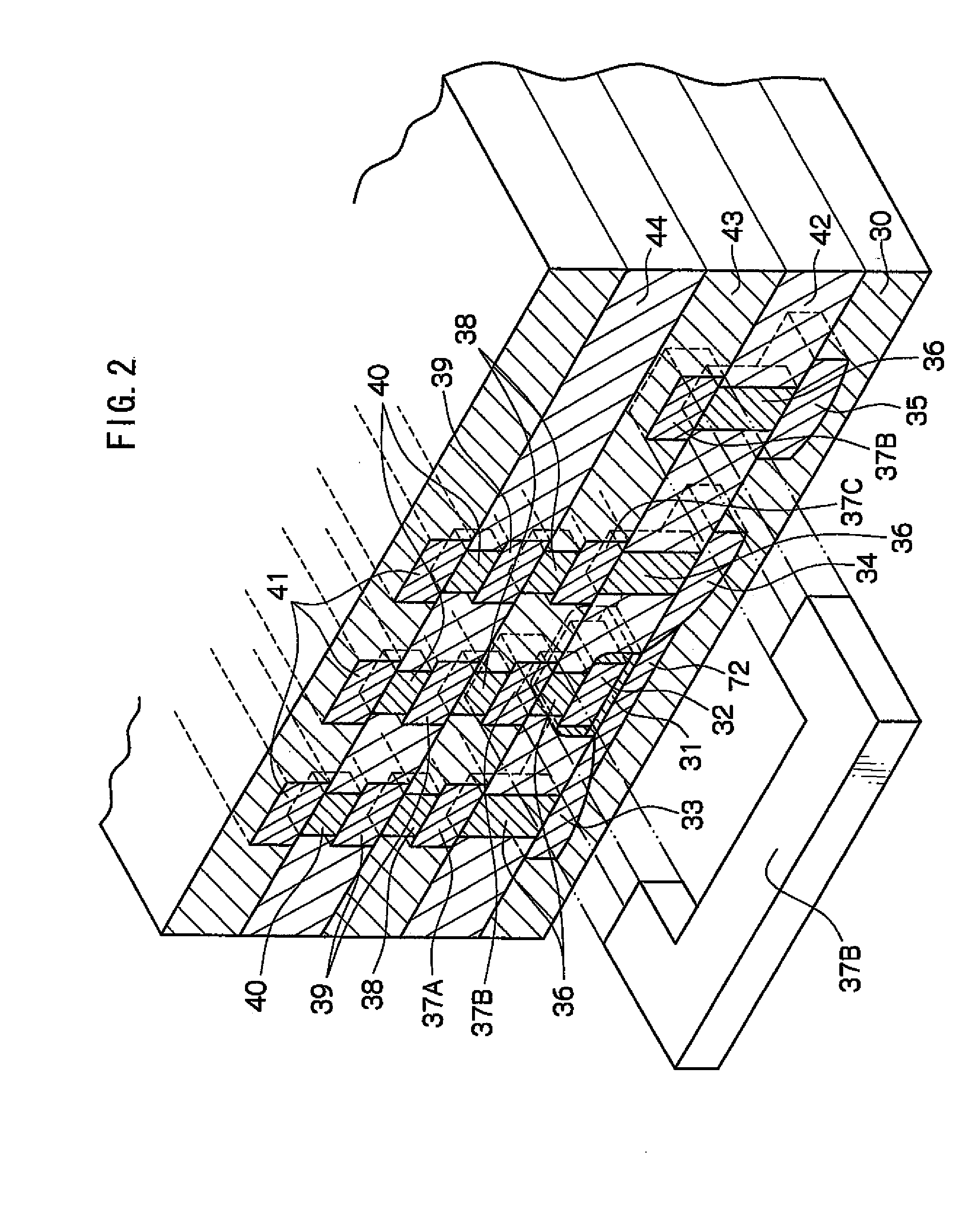 High-voltage-withstanding semiconductor device and fabrication method thereof