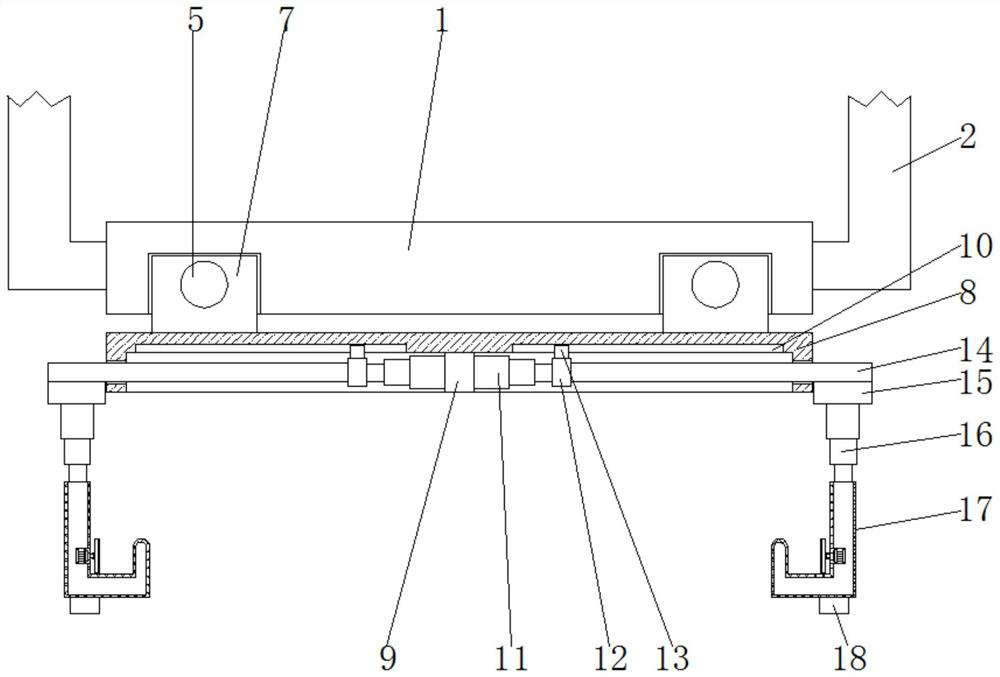 Lifting appliance suitable for automobile bodies of different sizes