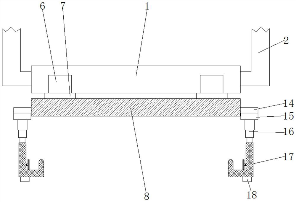 Lifting appliance suitable for automobile bodies of different sizes