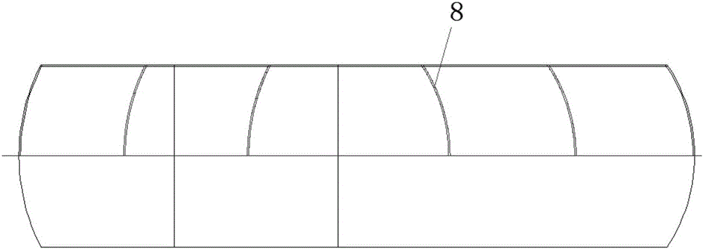 Bearing multi-segment variable-section fuel tank of fuelling vehicle