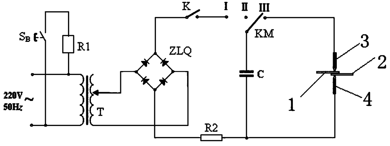 Intermediate layer alloy applied to resistance spot-welding of tantalum Ta1 and Q235 and preparation method thereof