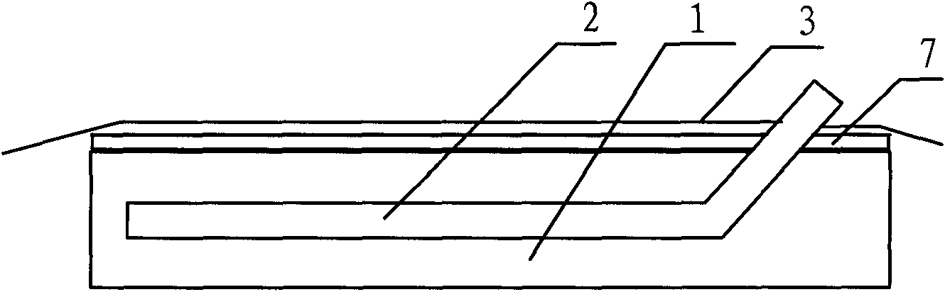 Negative pressure closed drainage device