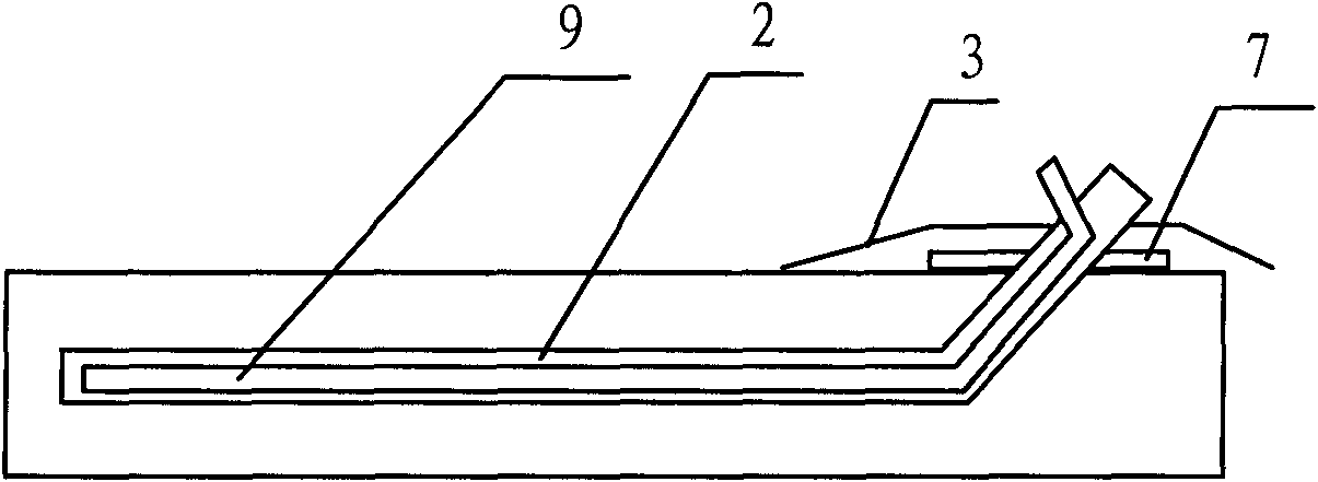 Negative pressure closed drainage device