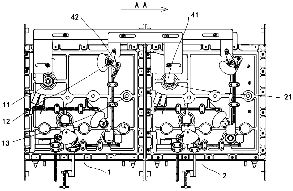 Mechanical interlocking mechanism of double-insulation cabinet