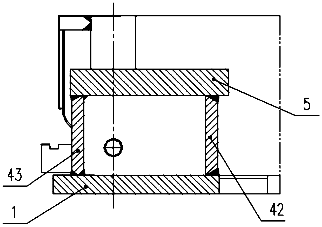 Front bearing box and transformation method thereof