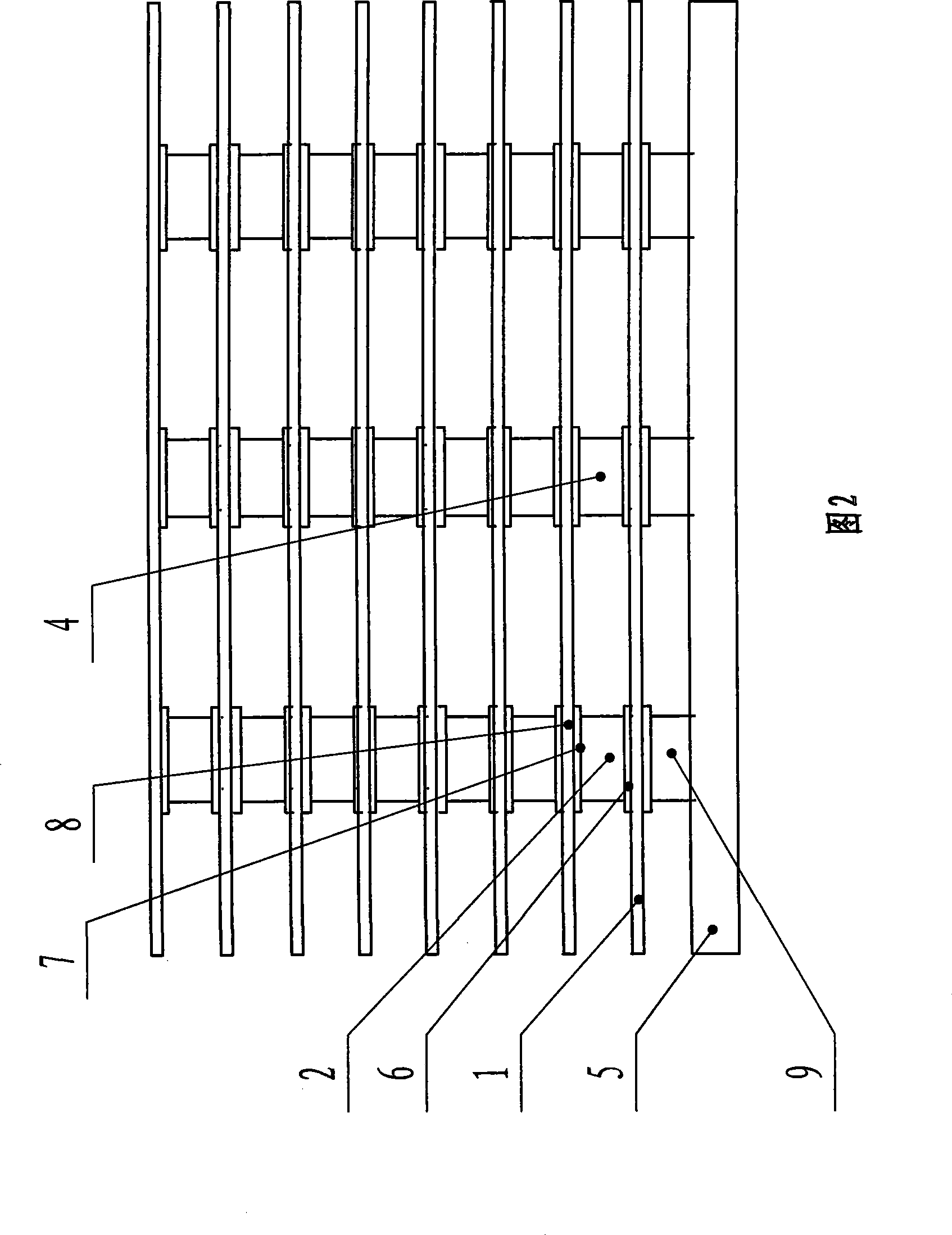 Method for reducing unevenness of composite stainless steel plates in manufacturing composite steel plates