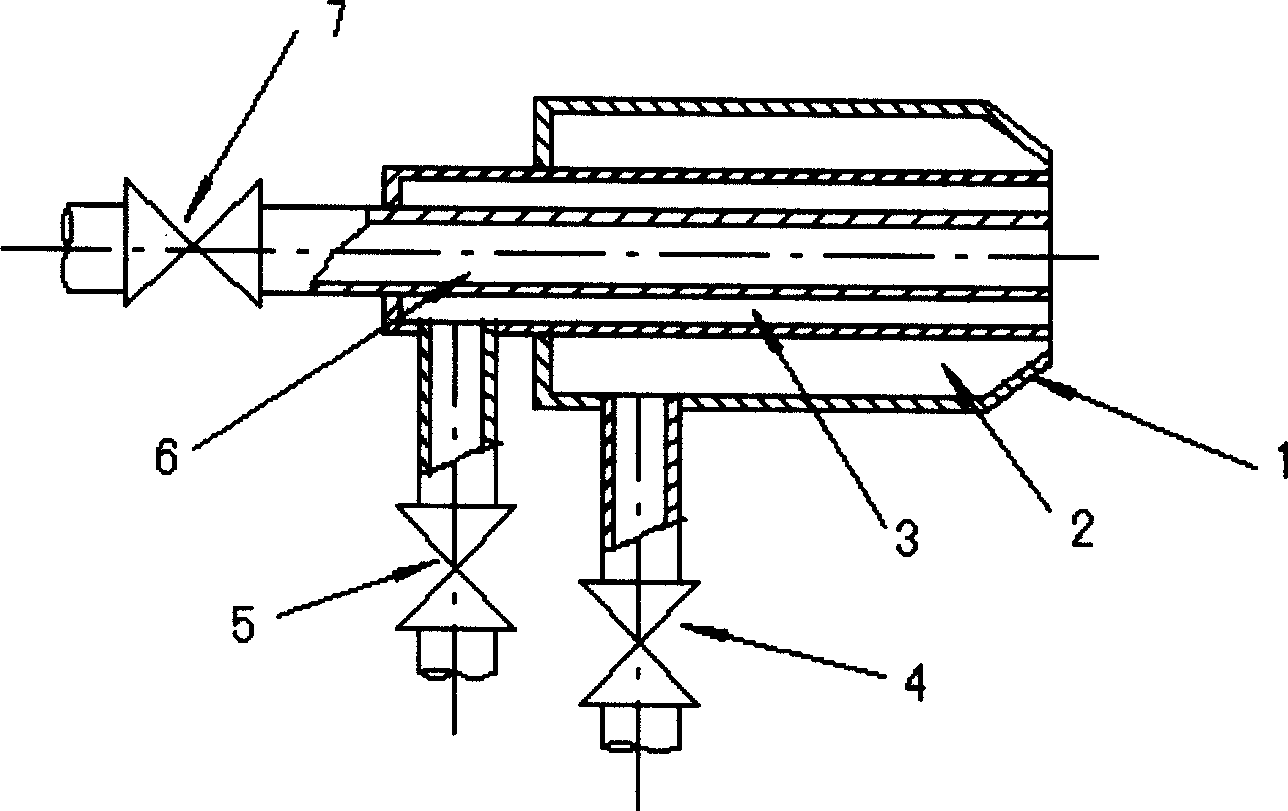 Sensitizing method of emulsified explosive and gas flow nozzle used