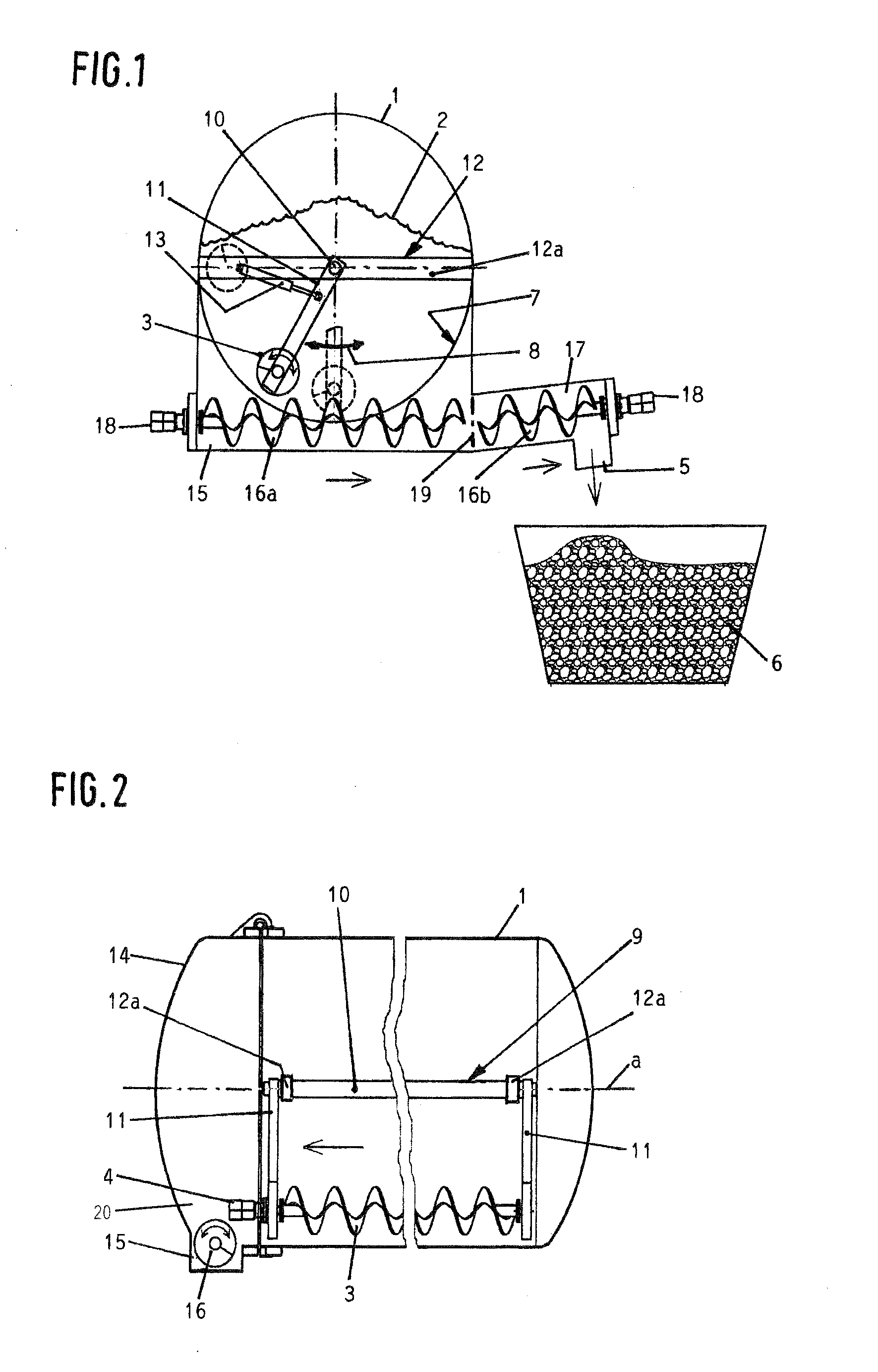 Clearing device for clearing dirt removal container of sewer and street cleaning vehicle