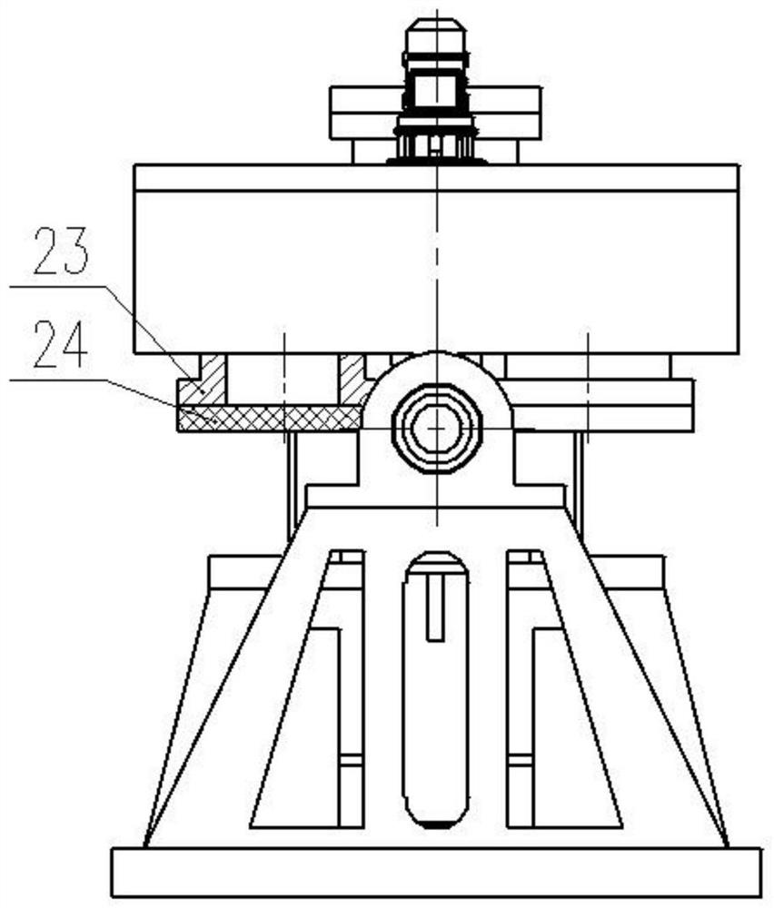 Graphite disc turnover type GaN single crystal substrate laser pre-stripping integrated cavity