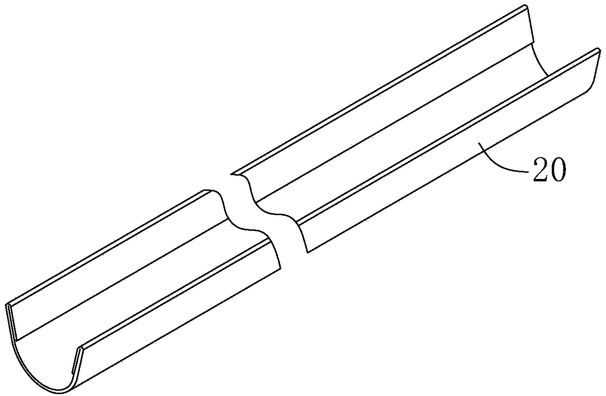 Cutting and discharging device and control method thereof and roll forming machine