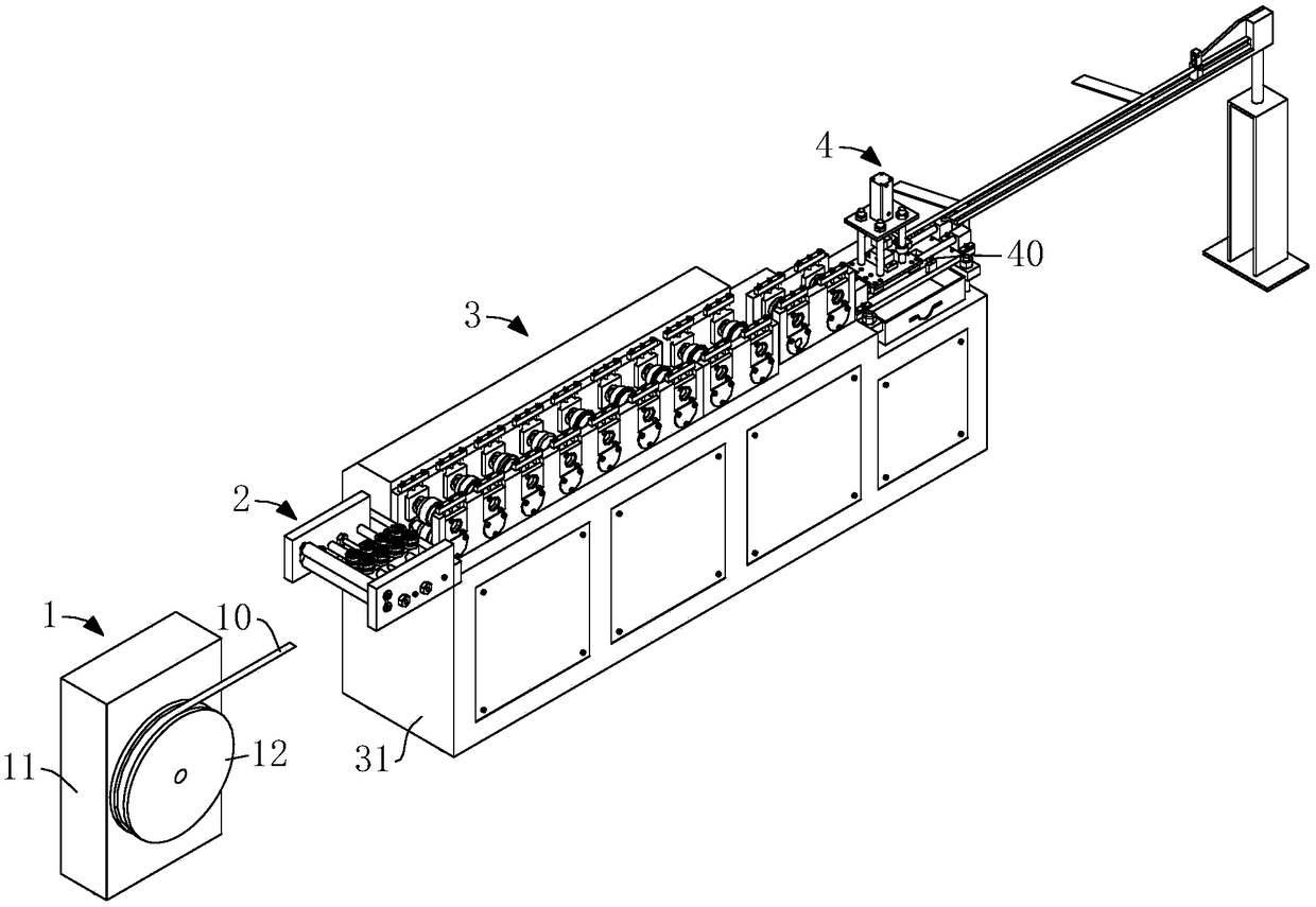 Cutting and discharging device and control method thereof and roll forming machine