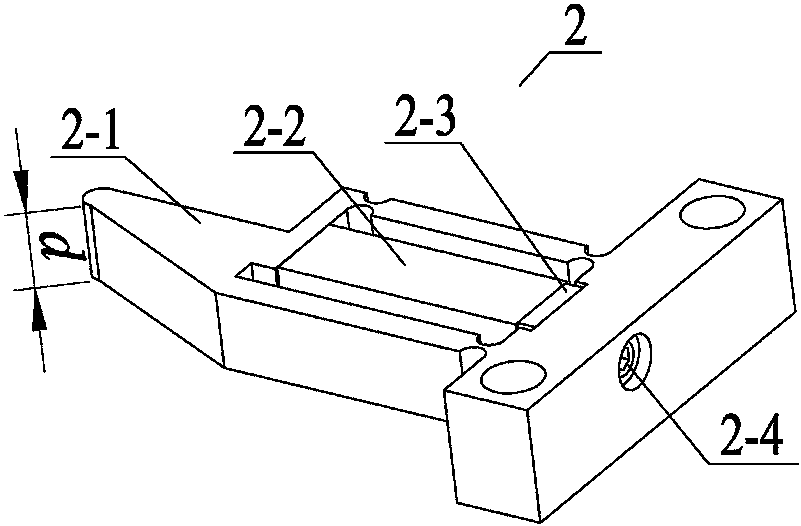 Long-stroke high-precision piezoelectric displacement platform and driving method thereof