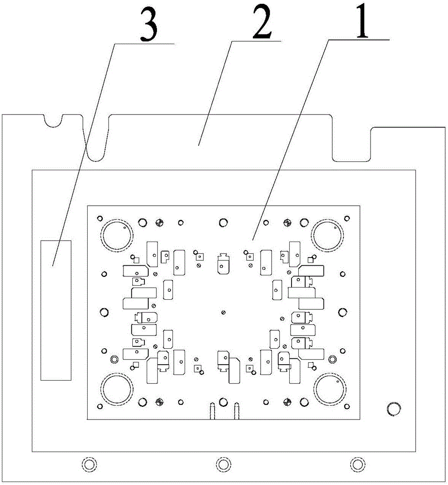 Middle frame punching die and punching technology